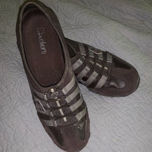 Women’s skechers shoes